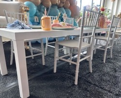 AlianasPartyRentals 685ee9bc4e1f0 1751052023 White Kids Chiavari Chair